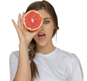 main-size-girl-opened-mouth